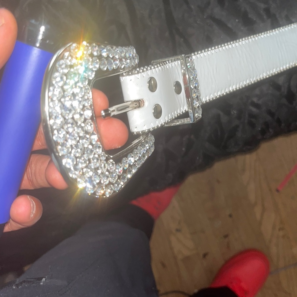 Bb simmons belt